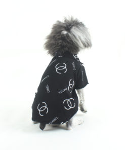 camisa inspirada preta para cachorro